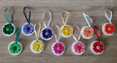 Small hanging flowers shabby - small,